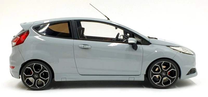 Otto Models 1/18 Scale Resin OT985 - 2016 Ford Fiesta ST MK7 - Grey - Image 3 of 4