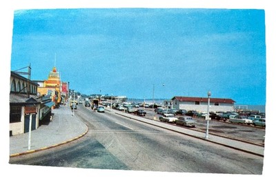 HULL MA MASS~Nantasket Beach Boulevard~1950's Cars