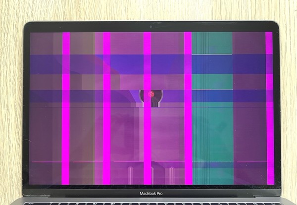 MACBOOK PRO 2017 13" REACONDICIONADO - SSD 256GB INTEL i5 - RAM 8GB 2.30GHz A1708 5
