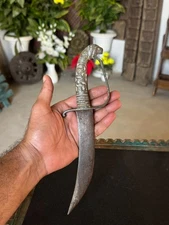 Antique Old Collectible Lion Shape Metal Handle Iron Blade Safety Katar Knife