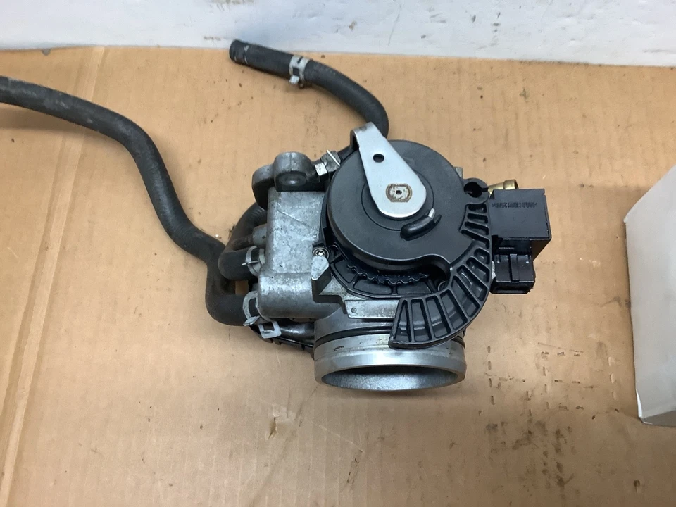 Saab 9-3 9-5 1999-03 4 cilindros turbo carrocería del acelerador 9188186 hella usado probado Foto 3 de 3