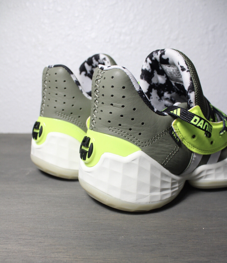 Size 7 - adidas Daniel Patrick x Harden Vol. 4 Legacy Green for