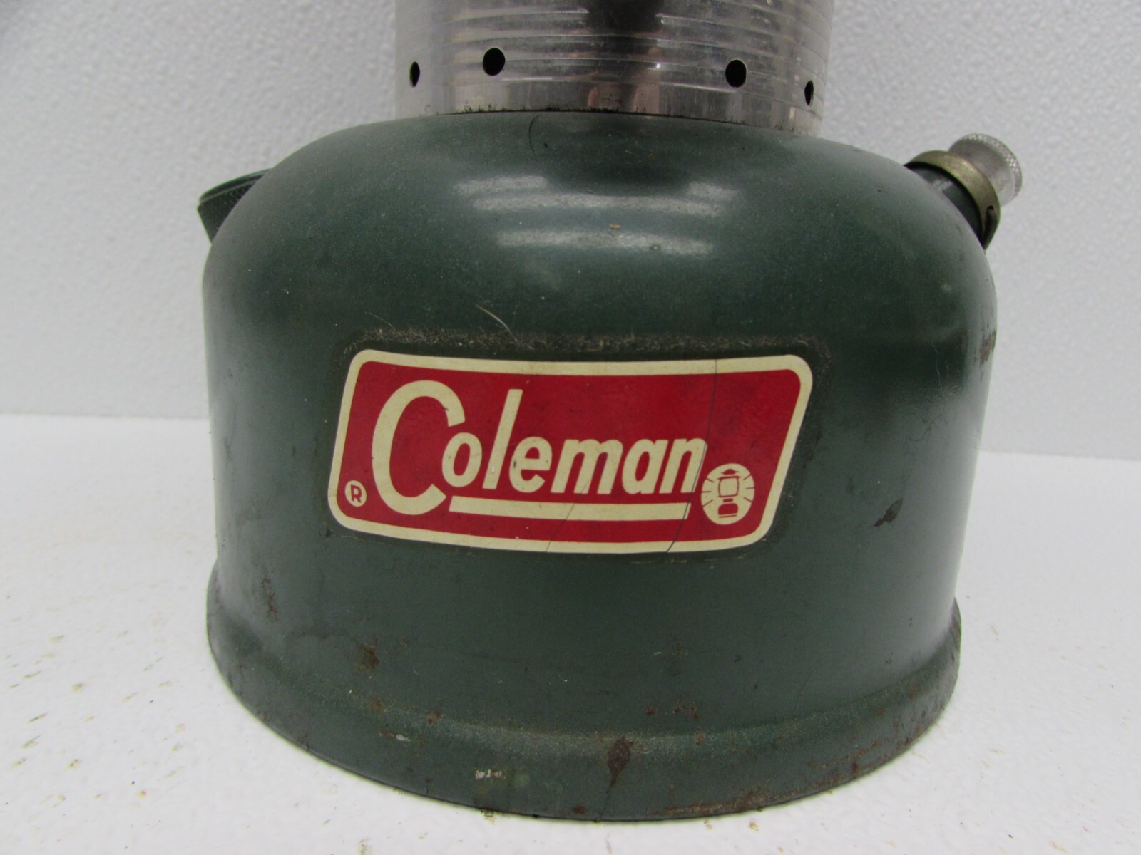 Vintage 1972 Double Mantle 220F Coleman Lantern Green Camping Made in USA