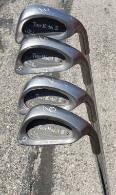 Tour Model III U-Groove Red Dot Iron Set  3,5,7,9 Steel shafts Reg RH