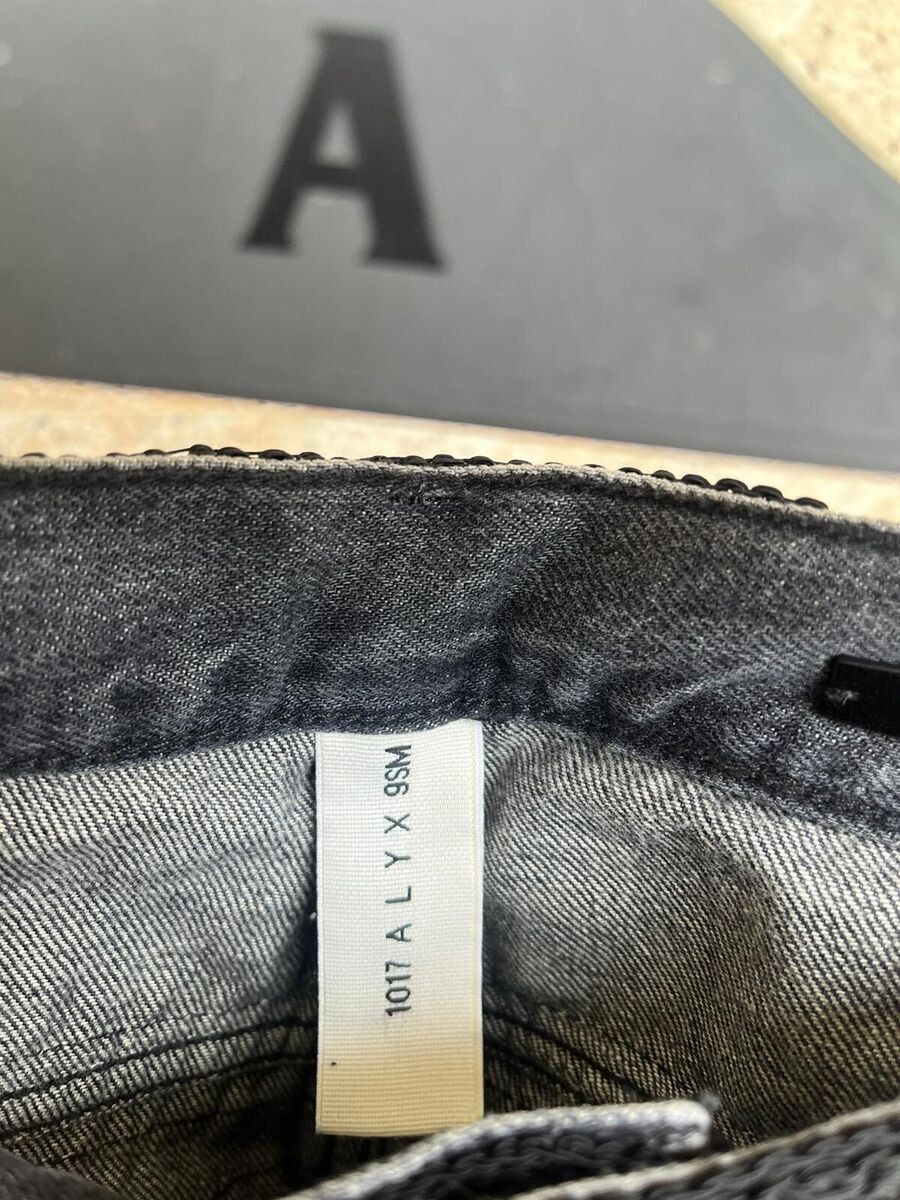 Alyx × Blackmeans , 6 Pocket Blackmeans Distressed & Frayed Alyx × Blackmeans , 6 Pocket Blackmeans Distressed & Frayed