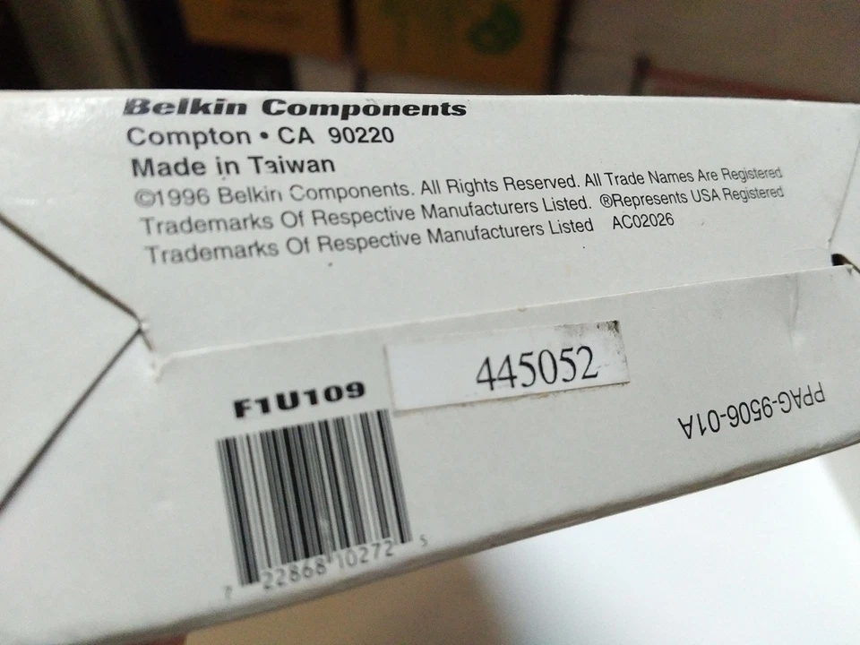 Belkin Reversible Parallel Auto Switch Model F1U109 (1996) Brand New Boxed  - Image 3 of 3