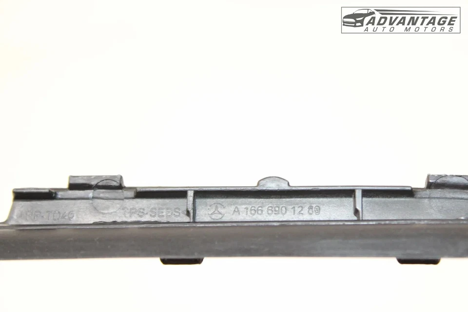 Mercedes GL450 X166 2013-2015 PARABRISAS LADO DERECHO UN PILAR REVELAR MOLDURA OEM Foto 4 de 4