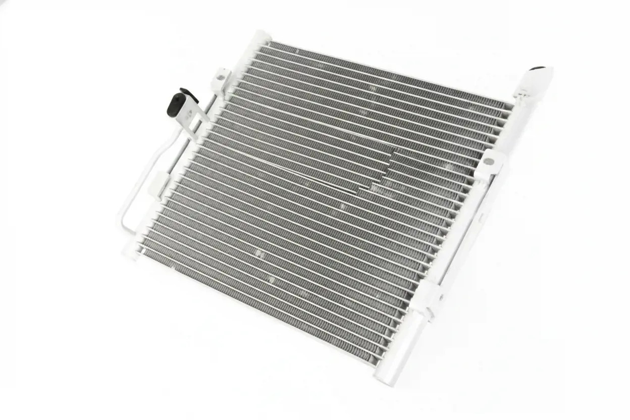 Für NRF NRF 35146 Air conditioning condenser 35146 A/C condenser fits: HONDA C - Bild 2