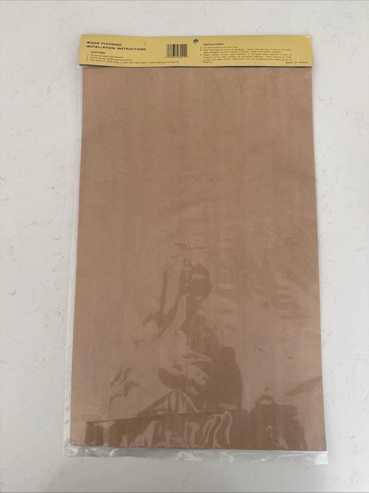 "Hoja adhesiva de nogal oscuro miniatura para casa de muñecas Houseworks, 11" X 17""" Foto 4 de 4