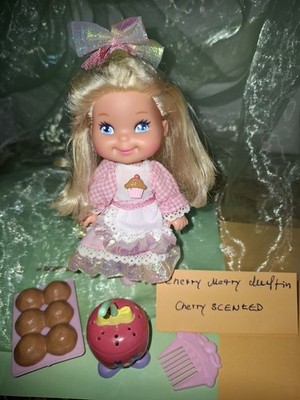 Cherry Merry Muffin Puppe von Mattel,  1988, in gutem gebrauchten Zustand