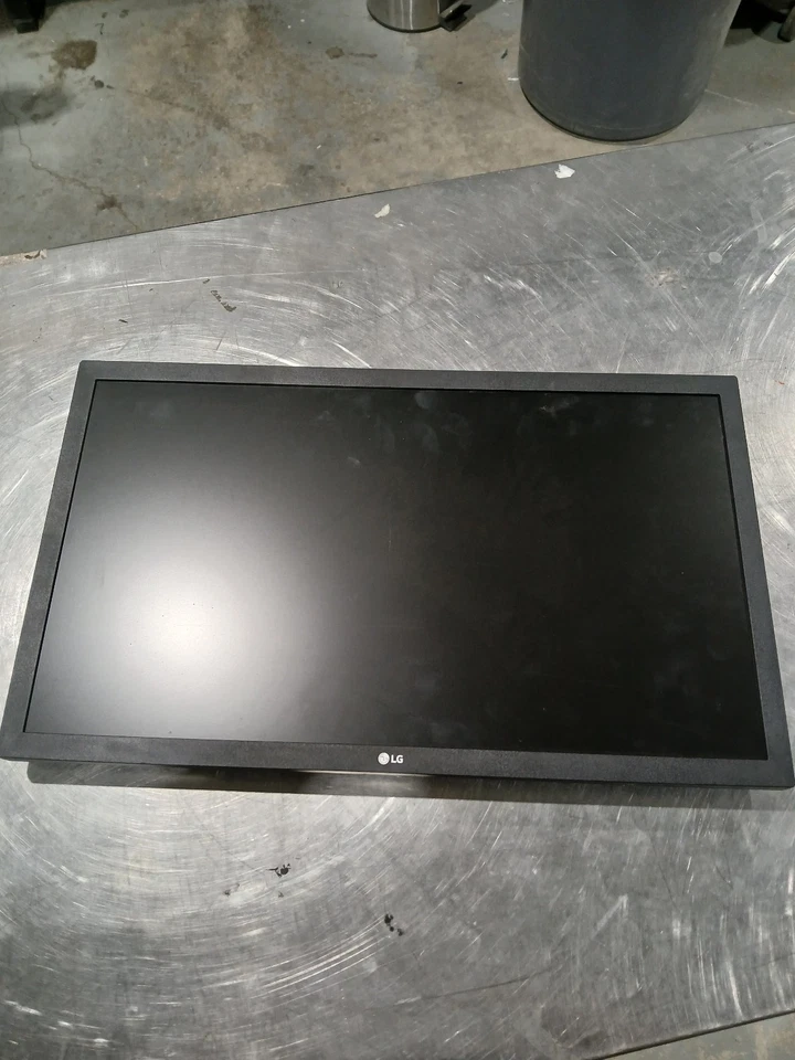 LG 24mk400H monitor FOR PARTS ONLY - Image 2 of 2
