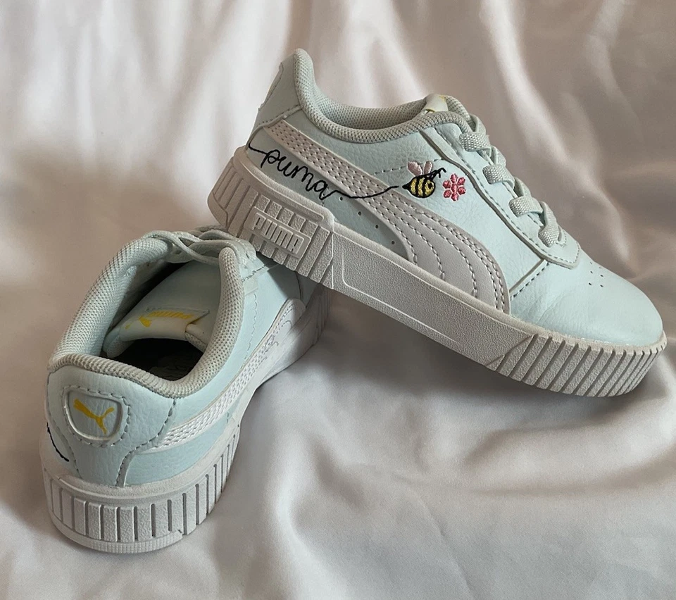 Zapatilla deportiva Puma para niños pequeños 9c de cuero sin cordones azul cielo con detalle de abeja Foto 4 de 4