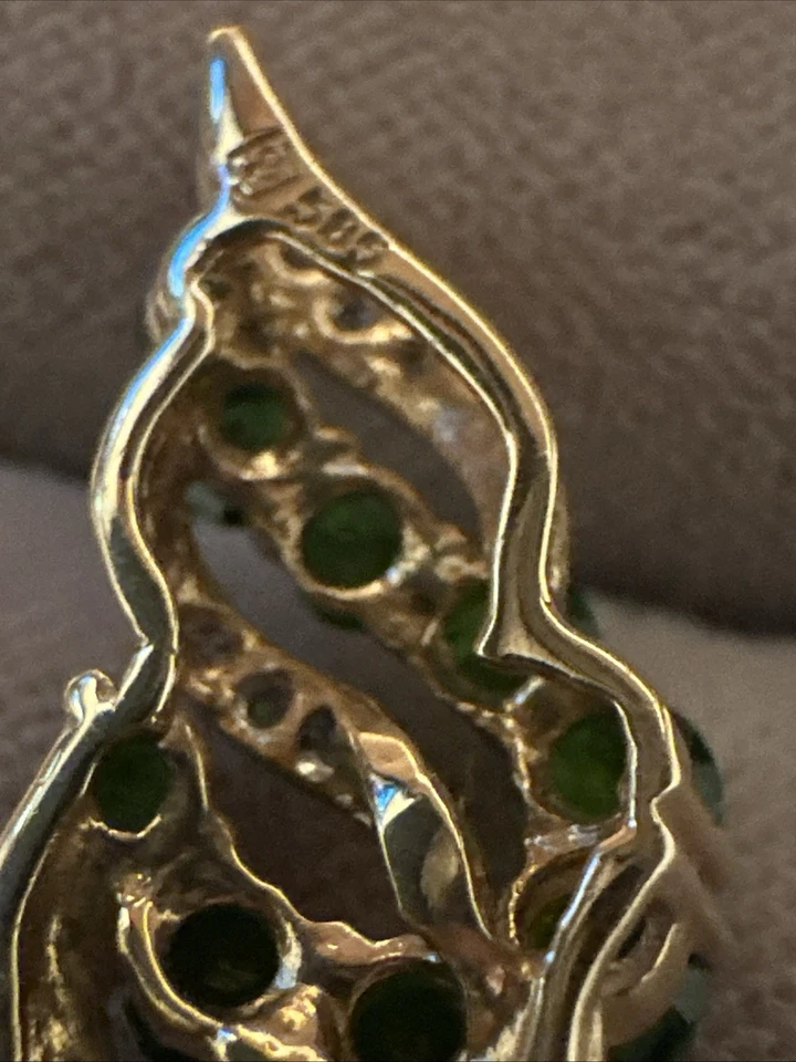 Anhänger Gg 585, 9 mal Peridot, kl. Diamanten, 21 mm x11 mm, 2 Gramm - Bild 3 von 4