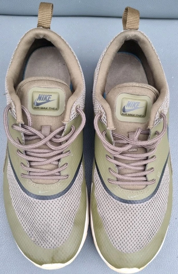 Nike Air Max Thea Olivgrün Damen Sneaker 599409-202 Größe UK 6 EU 40 - Bild 2 von 4
