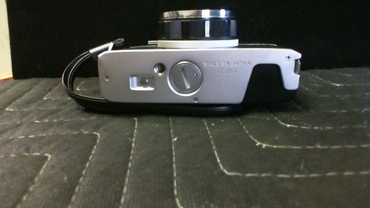 Olympus 35 RC 35mm Rangefinder Film Camera Body Only for