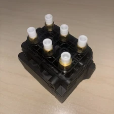 Air Suspension Solenoid Valve Unit-NEW Arnott VB-3267 (Open/ No Box)