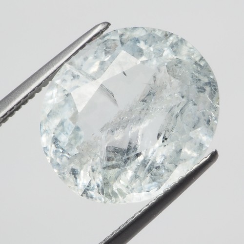 Glitzy Light Blue Aquamarine 4.89Ct Natural Loose Gemstone 12.2 x 10.5 x 6.6 mm