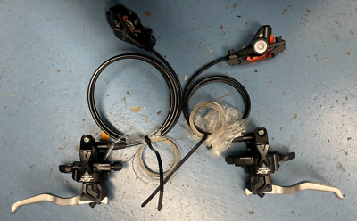 SHIMANO XT BL-M775 BR-M775 油圧ディスクブレーキ Shimano XT BR-M775 hydraulic disc brakes with 3x9 ST-M775 dual