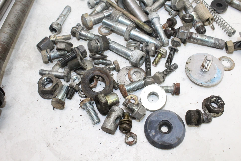 Yamaha Xj750 1982 motor misc. Tornillos Tornillos de motor de hardware OEM Foto 2 de 4