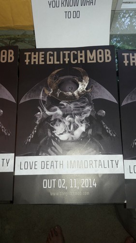 "LOTE DE 4 THE GLITCH MOB, 2014, CARTELES DE LANZAMIENTO, EN CORREO ORIGINAL: 17"" X 11"" - Imagen 2 de 12