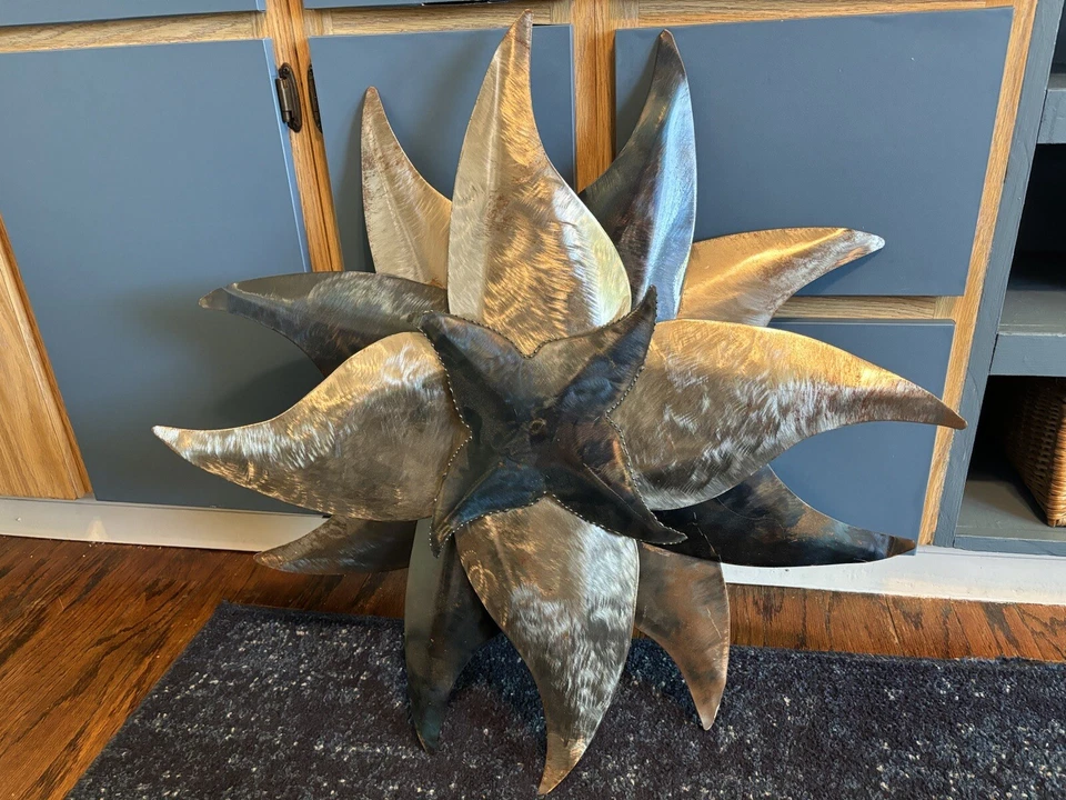 Escultura de parede Starburst de metal soldado feita à mão 29 x 29 arte moderna retrô MCM - Imagem 4 de 4
