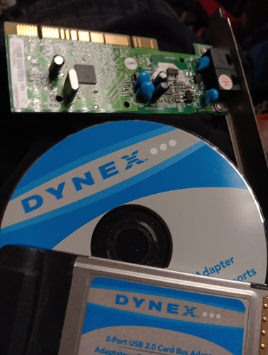 Dynex 2 Port e-SATA II ExpressCard adapter for laptop - model: DX-ESATL - Picture 2 of 4