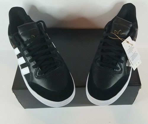DS Adidas Tyshawn Low Shoes Black 