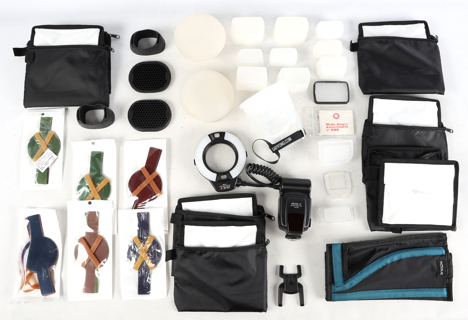 Lot of Assorted Flash Accessories (Assorted Flash Accessory Lot)