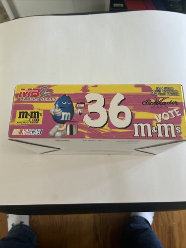 M&M’S Grand Prix Team Caliber 1/24 Ken Schrader Die Cast #36 - Brand New-2002 - Picture 6 of 8