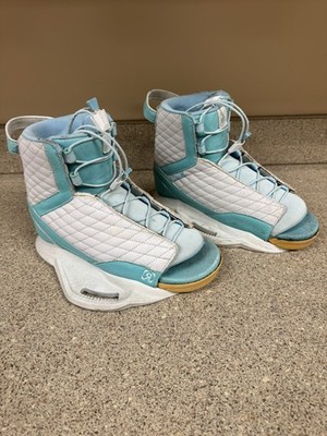 Ronix Luxe Wakeboard Bindings boots women s size 5-8.5