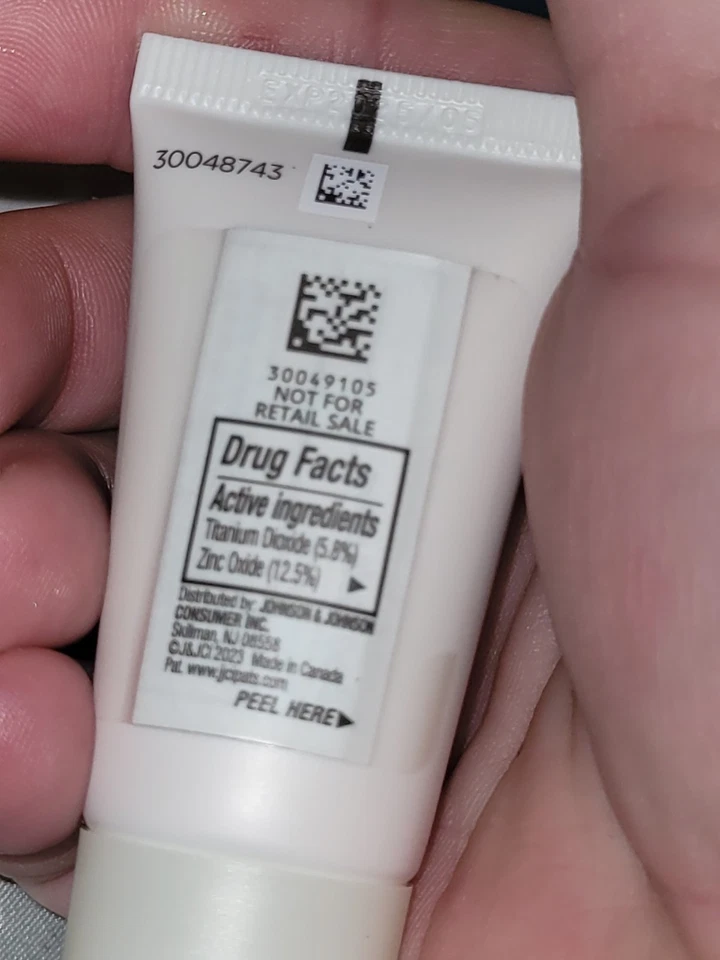 Aveeno Calm And Restore Moisturizer New Trial Size EXP 05/25 0.5oz  - Image 2 of 4