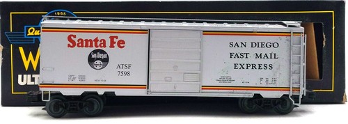 Weaver 7598 calibre O ATSF San Diego PS-1 40' vagón de carga #7598 (3 rieles)/caja | Zustand: Used