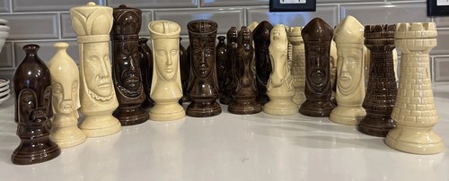 VTG Ceramic Duncan (old Crow Style) MCM Color 8.25” MEDIEVAL Complete Chess Set