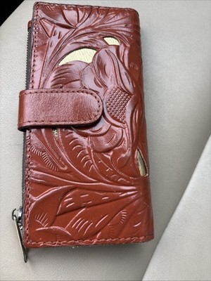 NWT $119 Patricia Nash Linnet Frame Cinnamon Brown leather wallet in orig packag