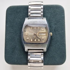 Raketa Dual Calendar White dial USSR Soviet Watch Caliber 2628.N 19 jewels