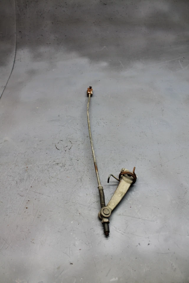 Kawasaki F7 Enduro 1971 freno trasero eje eslabón Foto 2 de 4