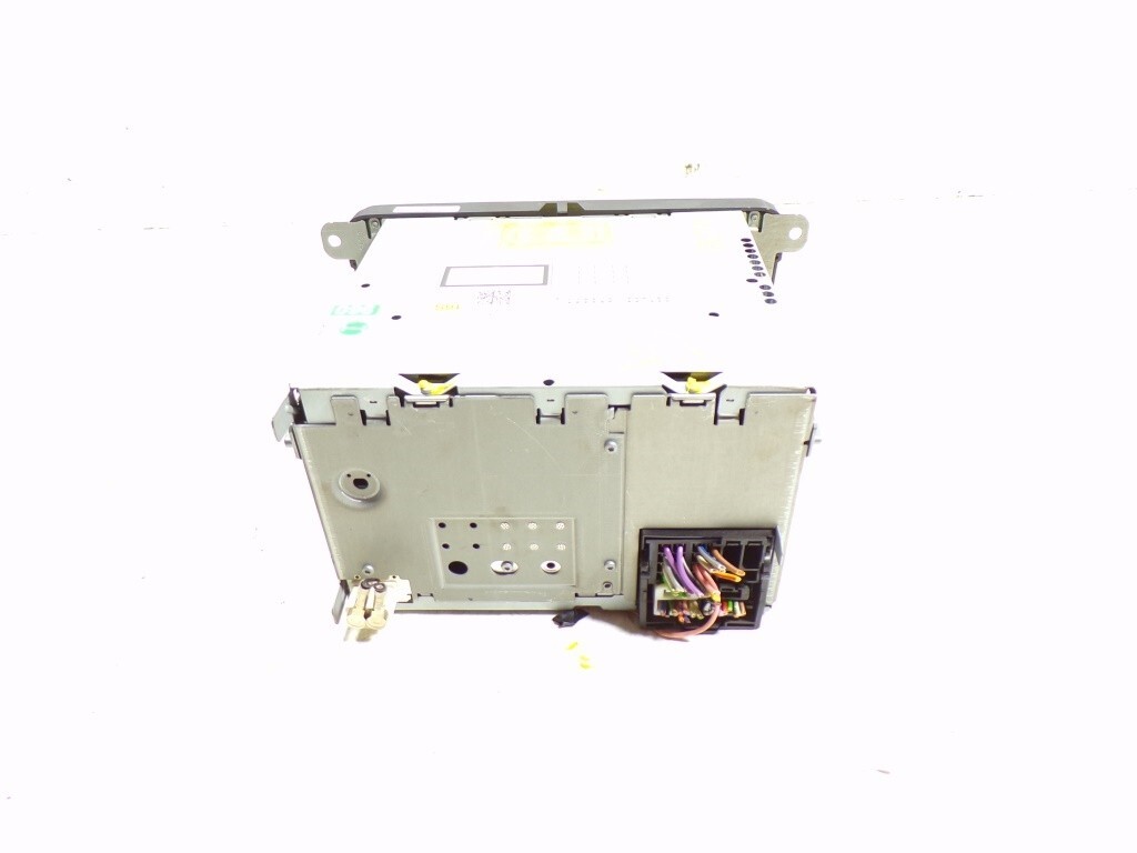 3C8057195X AUDIOSYSTEM / RADIO-CD / 3C8035195 / 17147225 FÜR 