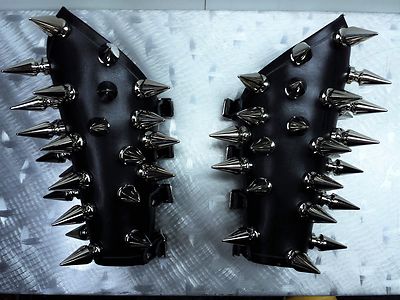 LEATHER GIANT SPIKED GAUNTLETS. THRASH METAL (MDLG0221)..... BULLDOZER'S