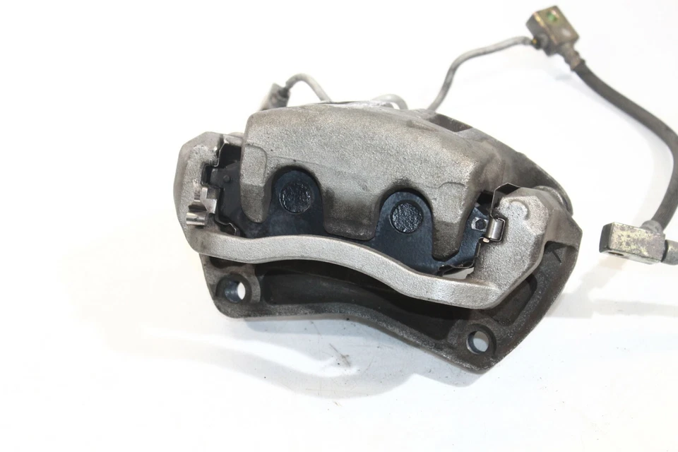 2006-2009 年 INFINITI M35 RWD 前右乘客制动计算器 P1923 — 第 2/4 张图片