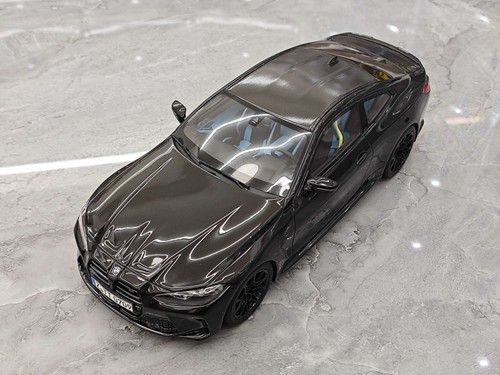Modellino auto in resina Miniatura Gt Spirit 1:18 BMW M4 CSL BMW edizione limitata - Foto 4 di 17