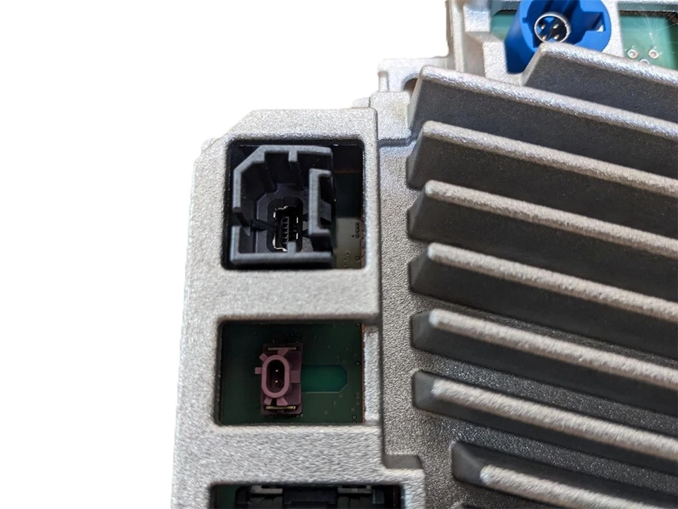 MU5T-14G670-BN OEM 2021-2023 Ford F-150 SYNC 4 APIM Navigation Module Interface - Image 3 of 4