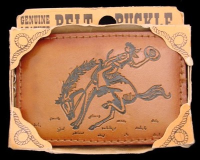 LK26118 *NOS* VINTAGE 1976 ***BUCKING BRONCO*** GENUINE LEATHER BELT BUCKLE