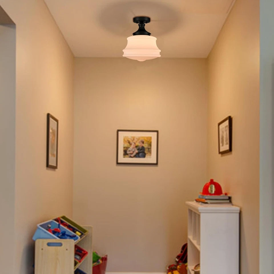 Luz de techo negra semi empotrada de vidrio esmerilado para escuela Foto 2 de 4