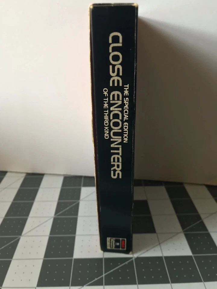 Vintage 1985 The Special Edition Close Encounters Of The Third Kind VHS - Image 4 of 4