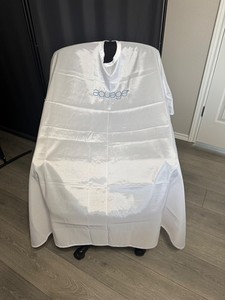 RARE Aquage Salon Cape USED