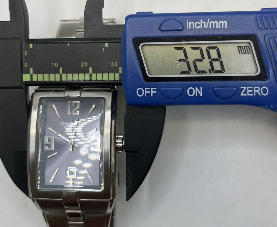 Mens Kenneth Cole Reaction Quartz Wristwatch Running Good Condition SB ...