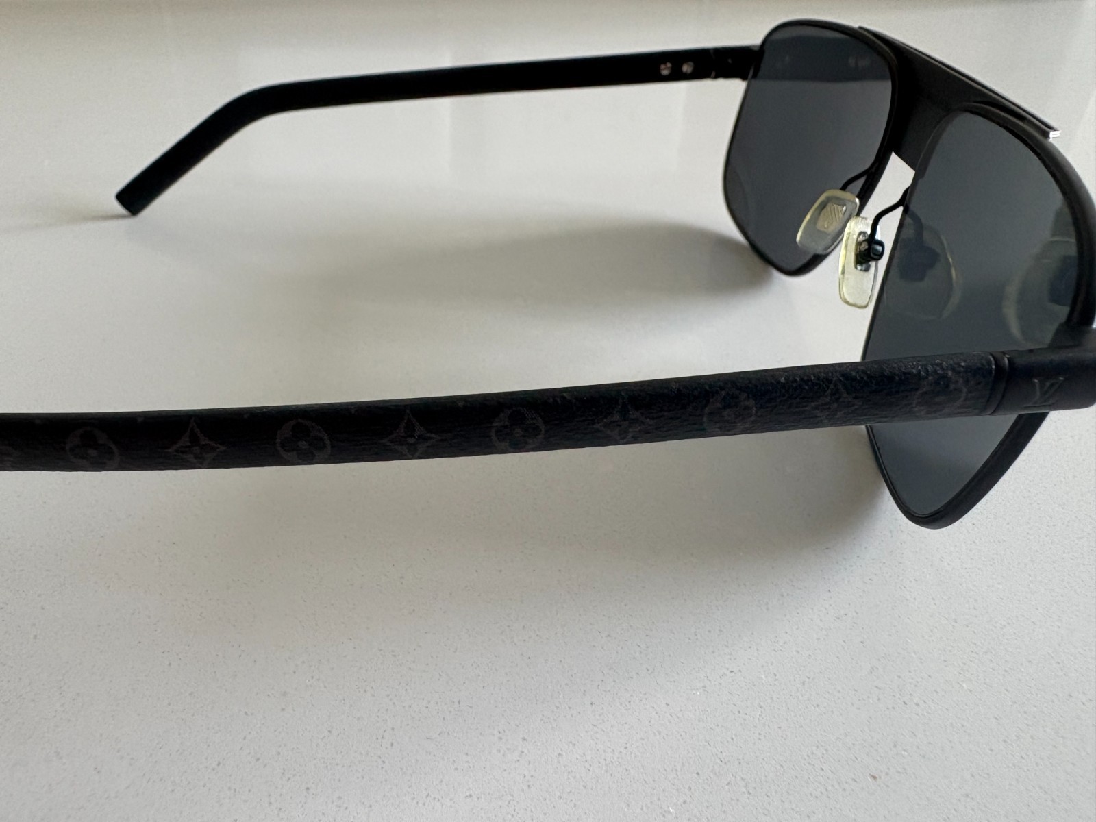 Louis Vuitton Monogram Eclipse Pacific Women's Su… - image 4