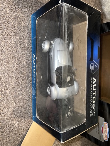 1:18 AUTOart - PANOZ AIV ROADSTER - PLATA - 78212 - Imagen 10 de 10