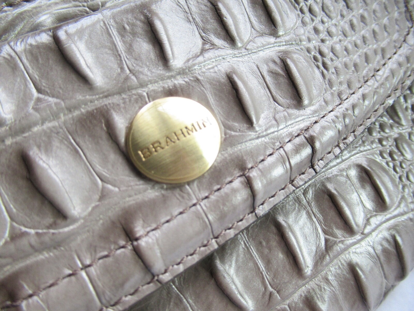 Brahmin Melbourne Taupe Croc Embossed Leather Wristle… Gem