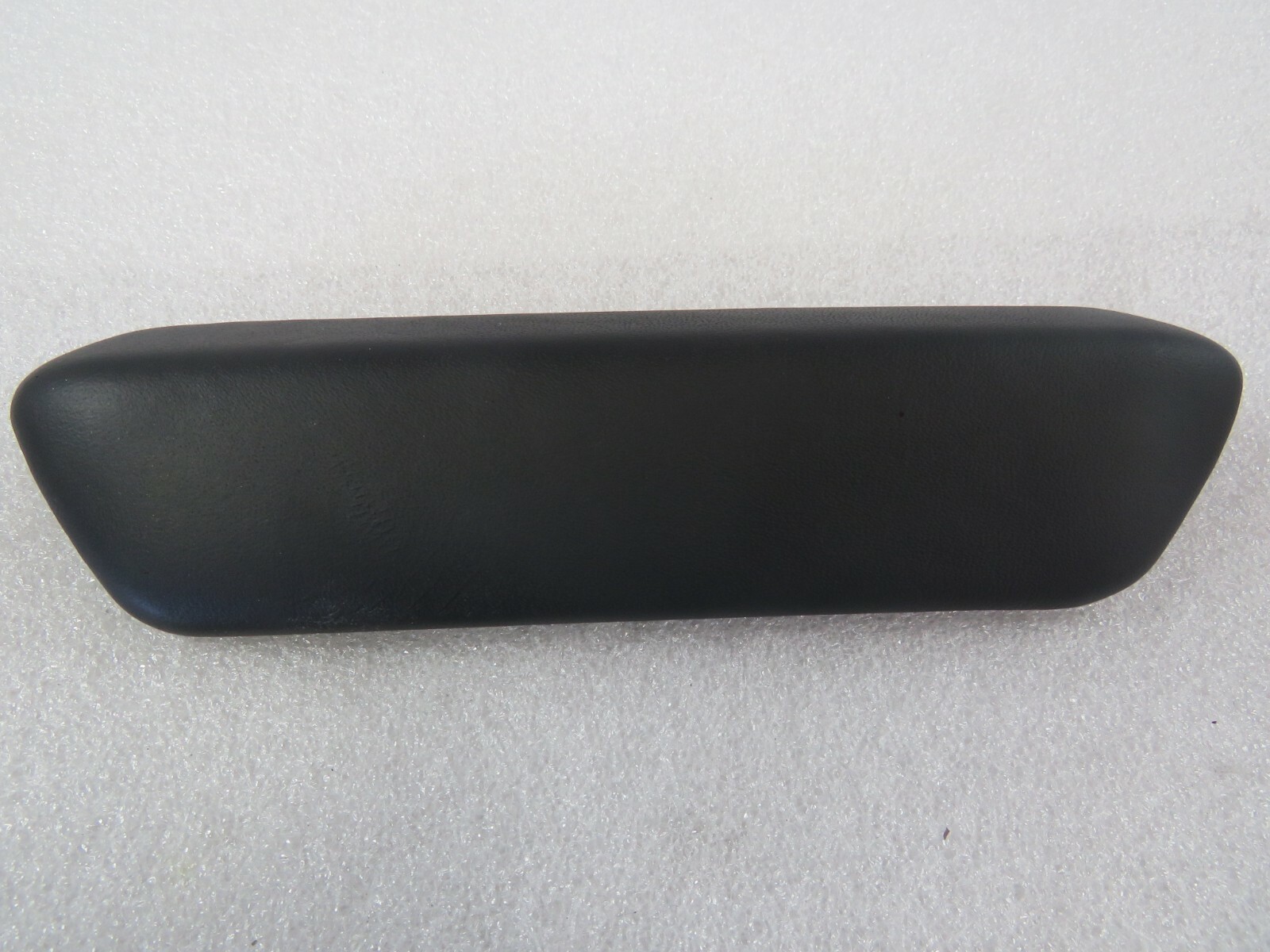 Lamborghini Huracan, LP580, LP610, RH, Console Side Trim, Used, P/N 4t0863970B